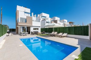 Detached Villa for sale in Guardamar Del Segura