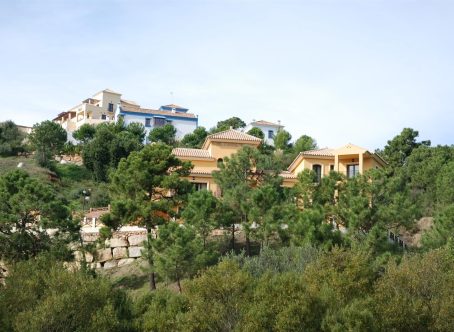 For sale: Land in Benahavis, Costa del Sol