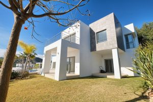Villa for sale in Benahavís