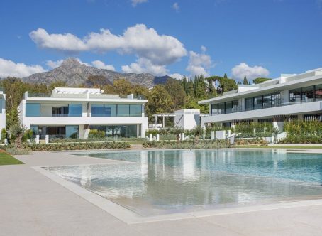 For sale: 4 bedroom house / villa in Marbella