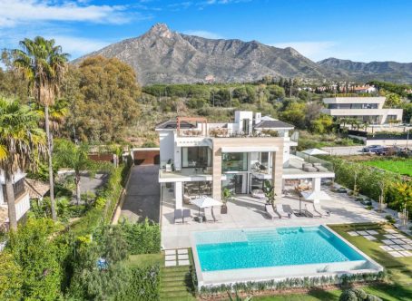 For sale: 6 bedroom house / villa in Marbella