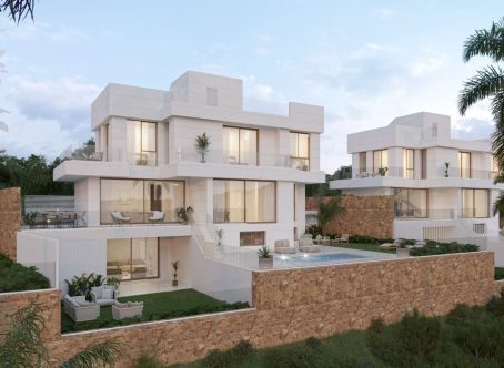 For sale: 4 bedroom house / villa in Estepona, Costa del Sol