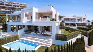 House for sale in Estepona
