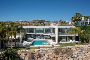 Villa for sale in Benahavís