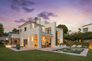 Villa for sale in Benahavís