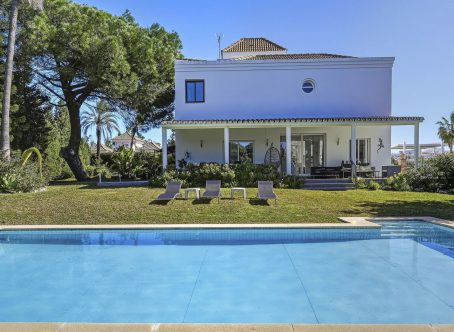 For sale: 8 bedroom house / villa in Marbella