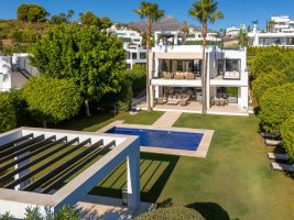 Villa for sale in Marbella