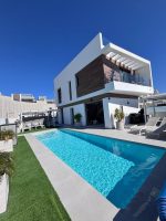 Detached Villa for sale in Villamartin
