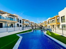 Apartment for sale in Villamartin