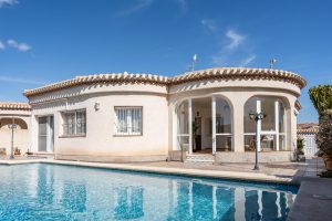 Detached Villa for sale in Playa Flamenca