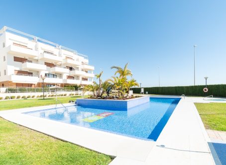 For sale: 2 bedroom apartment / flat in Cabo Roig, Costa Blanca