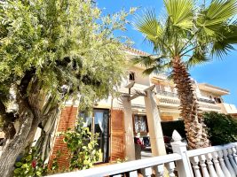 Town House for sale in Playa Flamenca