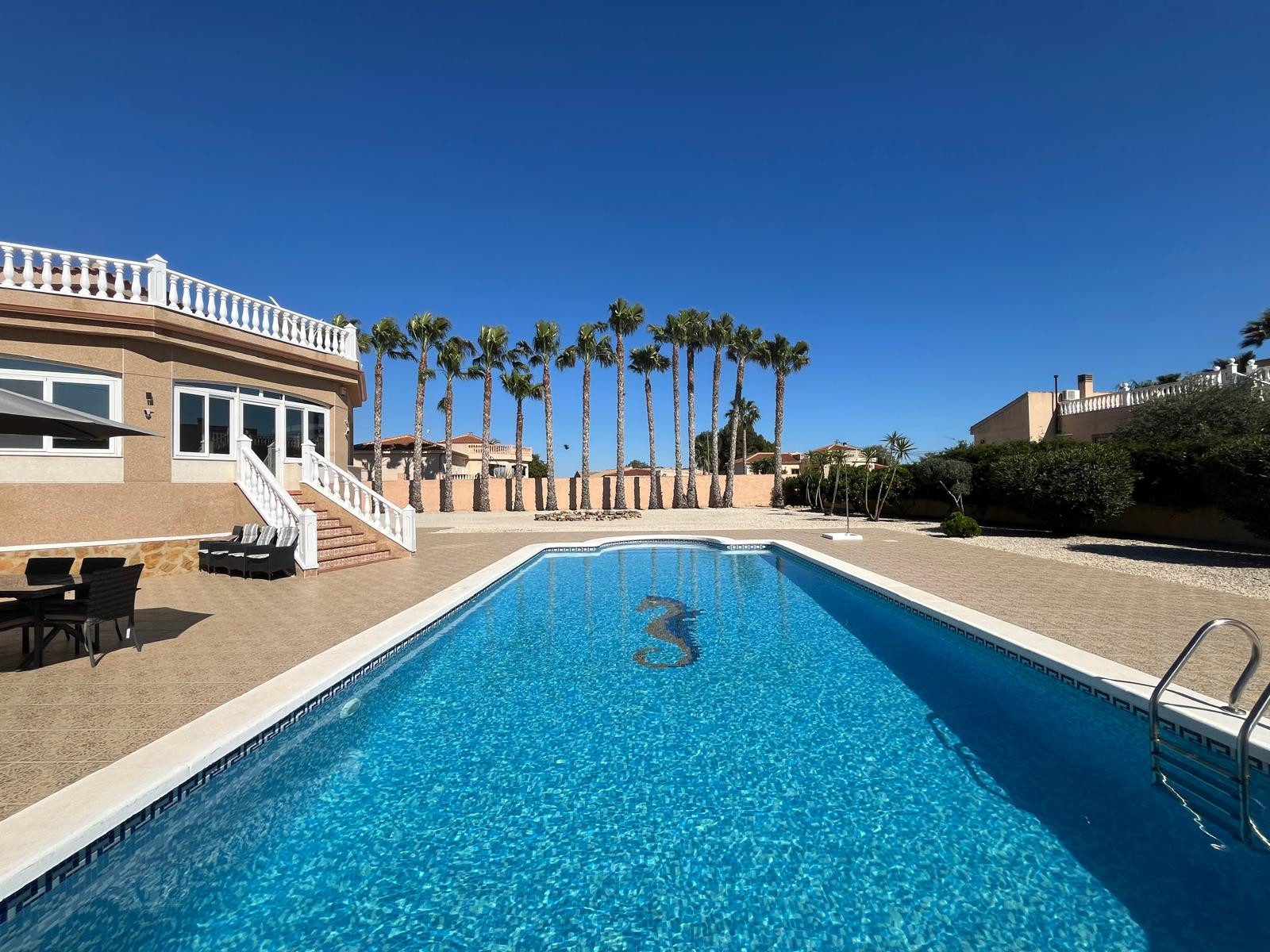 For sale: 5 bedroom house / villa in Catral, Costa Blanca