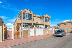 Apartment for sale in Torrevieja