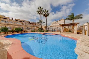 Apartment for sale in Villamartin