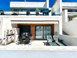 Apartment for sale in Villamartin