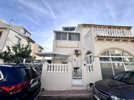 Quad House for sale in Playa Flamenca
