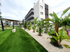 Apartment for sale in Villamartin