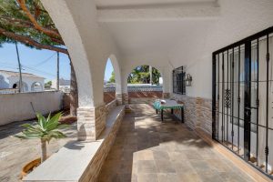 Detached Villa for sale in Los Balcones