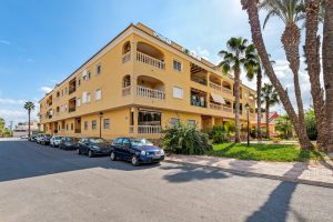 Apartment for sale in Jacarilla