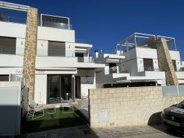 Semi Detached House for sale in Villamartin
