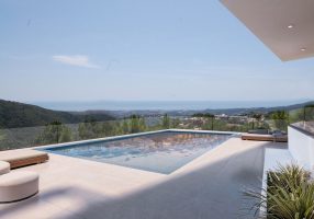 Villa for sale in Benahavís