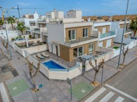 Detached Villa for sale in Pilar De La Horadada