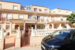 Town House for sale in Playa Flamenca