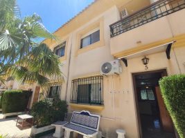Town House for sale in La Zenia