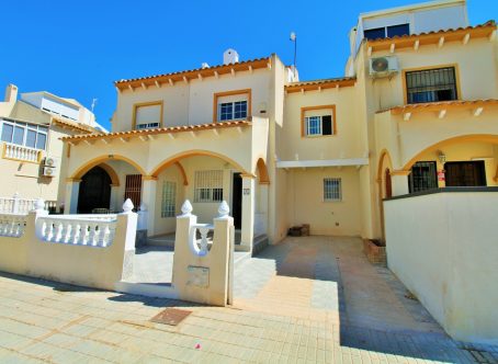 For sale: 2 bedroom house / villa in Playa Flamenca, Costa Blanca