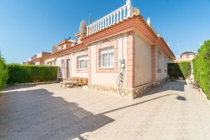 Semi Detached House for sale in Playa Flamenca