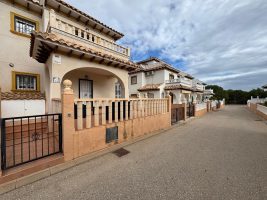 Quad House for sale in Cabo Roig