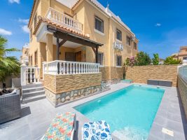 Quad House for sale in Ciudad Quesada