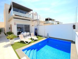 Semi Detached House for sale in Daya Vieja